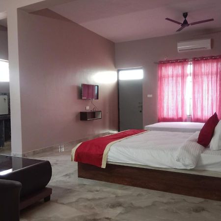 Hotel Golden Heights Gokarna 고카르나 외부 사진