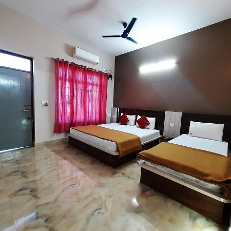 Hotel Golden Heights Gokarna 고카르나 외부 사진