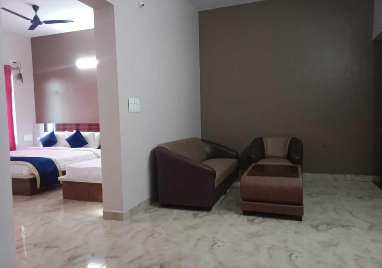 Hotel Golden Heights Gokarna 고카르나 외부 사진