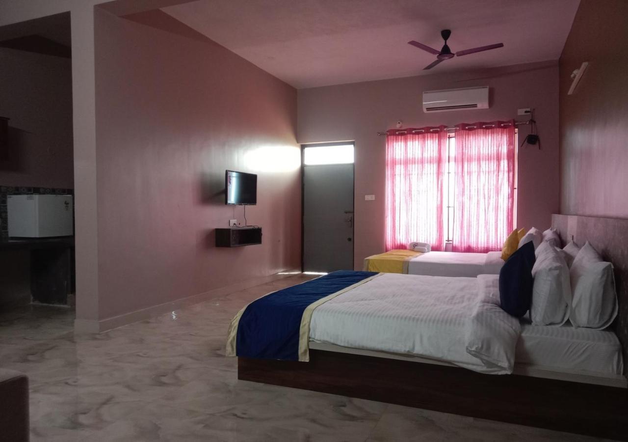 Hotel Golden Heights Gokarna 고카르나 외부 사진